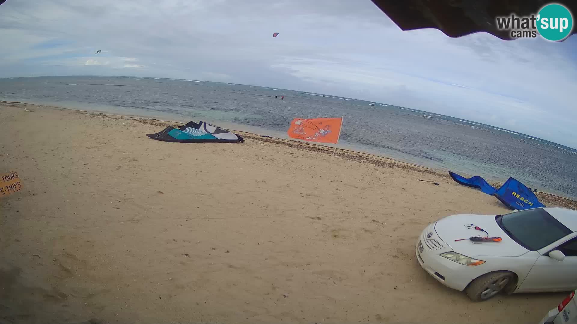 Cámara en Vivo Kite Buen Hombre Kiteboarding School – Playa Buen Hombre – Monte Cristi – República Dominicana