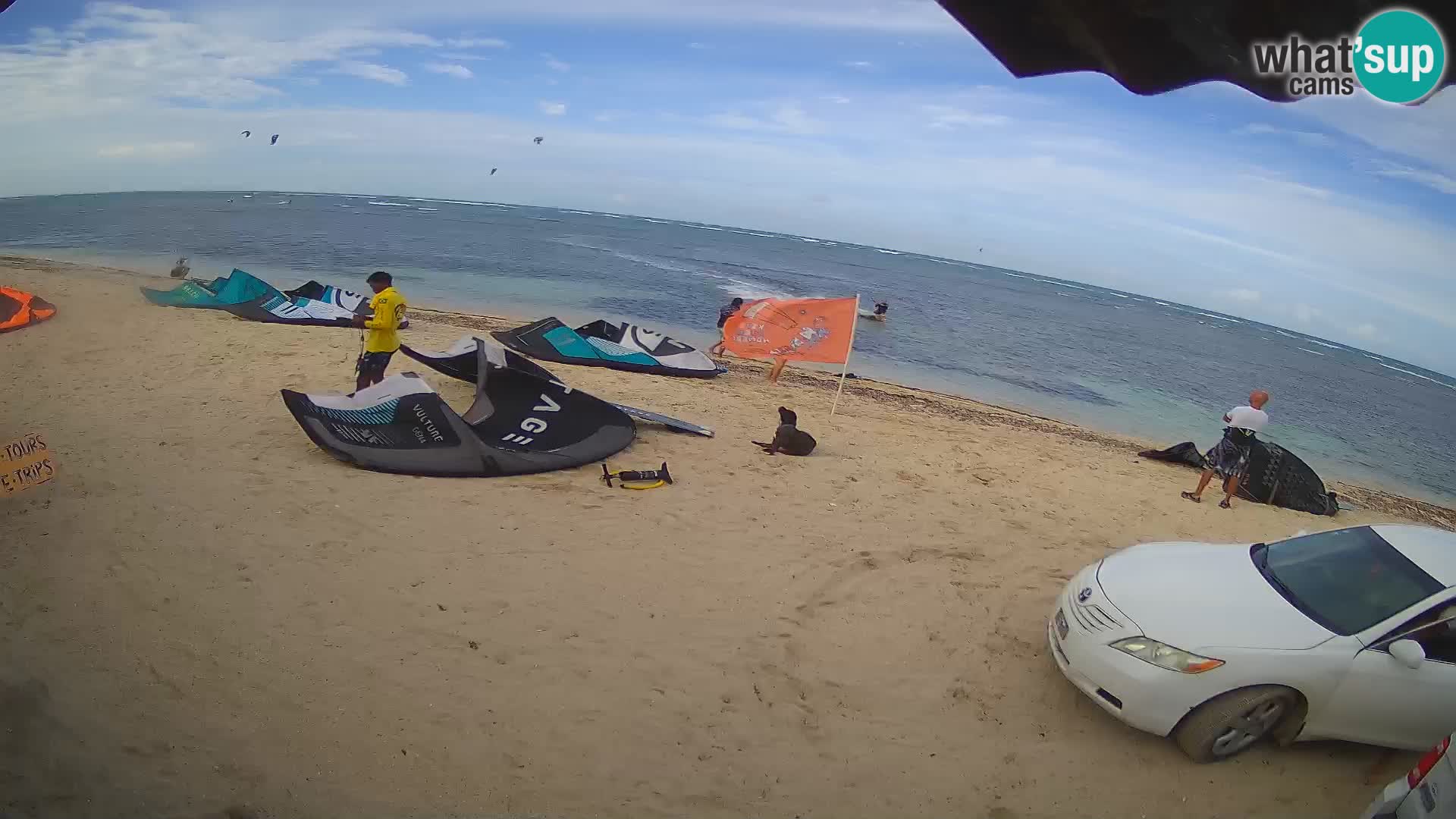 Caméra en direct de Kite Buen Hombre Kiteboarding – Plage Buen Hombre – Monte Cristi – République Dominicaine