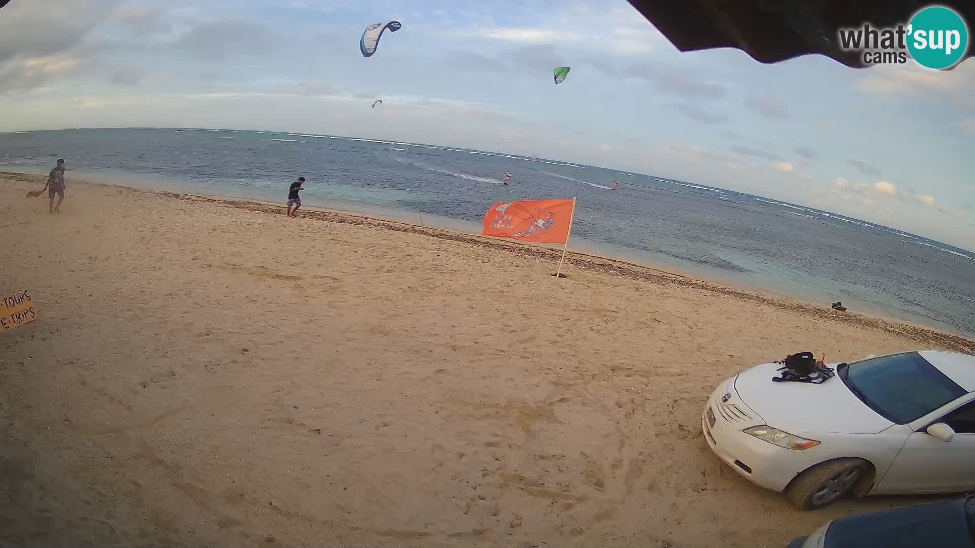 Web kamera Kite Buen Hombre Kiteboarding School – plaža Buen Hombre – Monte Cristi – Dominikanska Republika