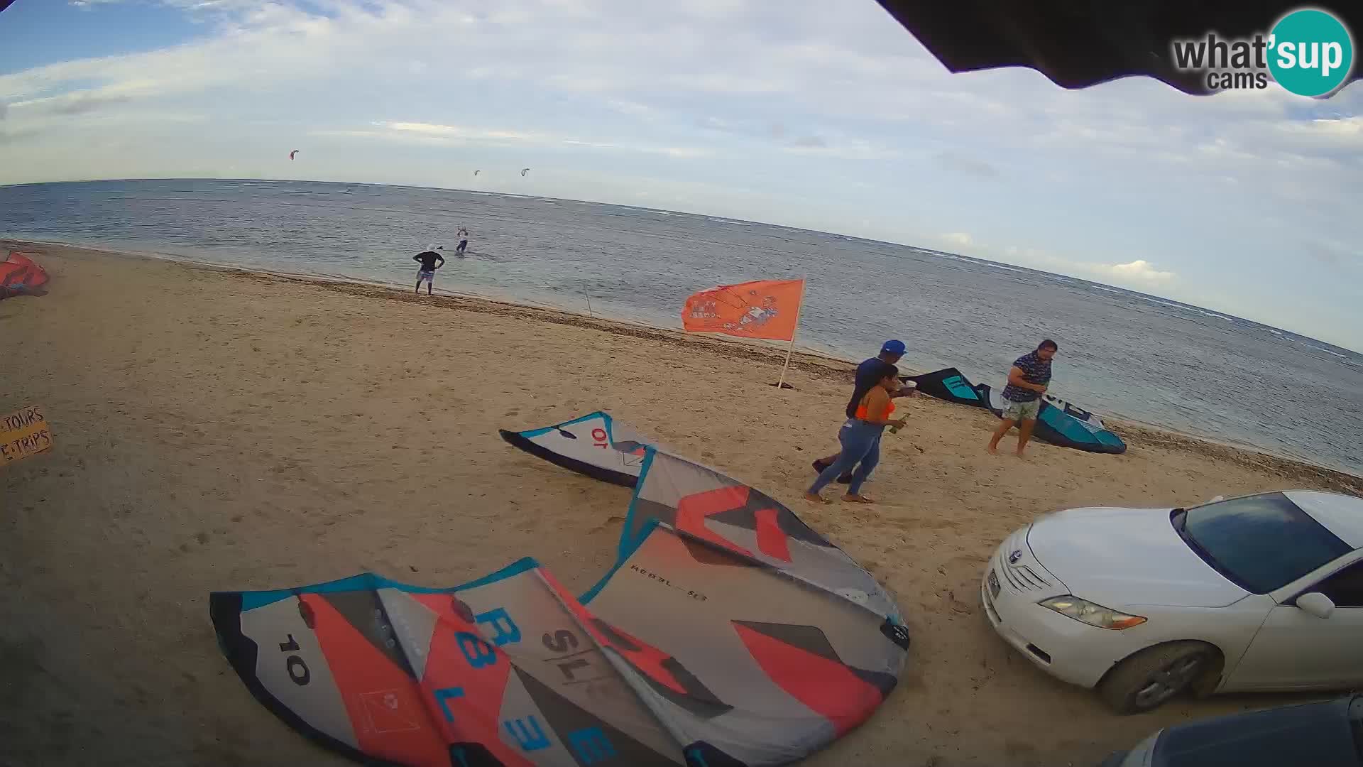 Cámara en Vivo Kite Buen Hombre Kiteboarding School – Playa Buen Hombre – Monte Cristi – República Dominicana