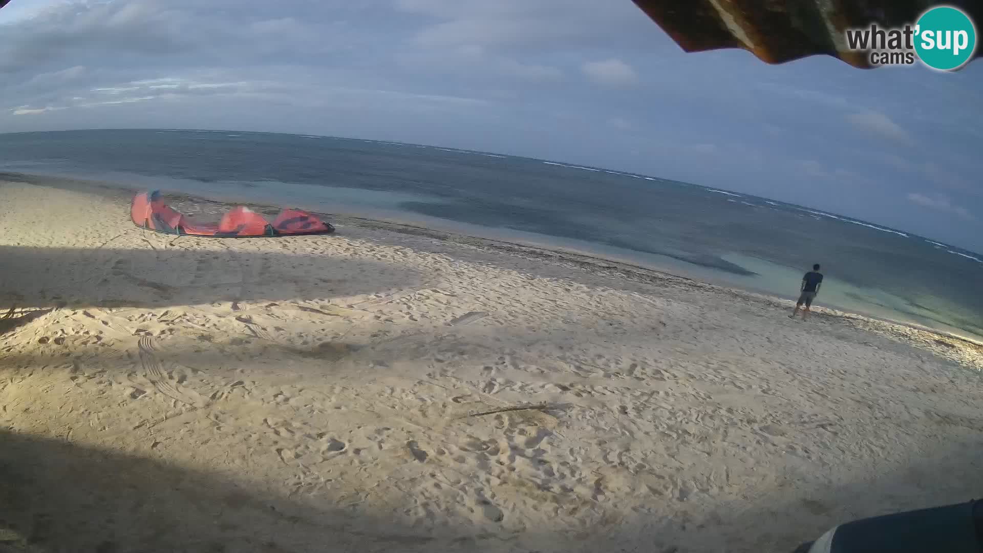 Caméra en direct de Kite Buen Hombre Kiteboarding – Plage Buen Hombre – Monte Cristi – République Dominicaine