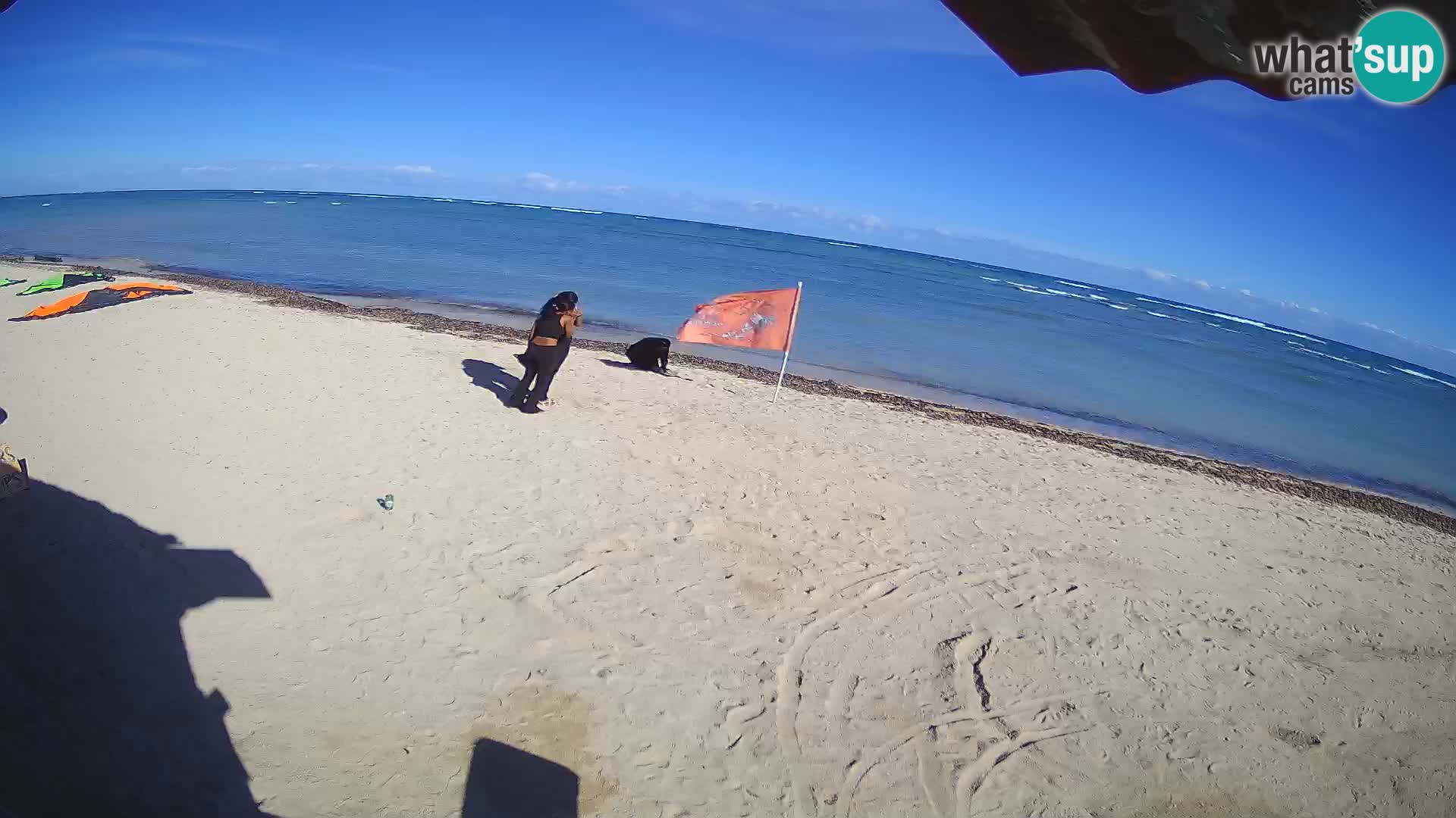 Caméra en direct de Kite Buen Hombre Kiteboarding – Plage Buen Hombre – Monte Cristi – République Dominicaine