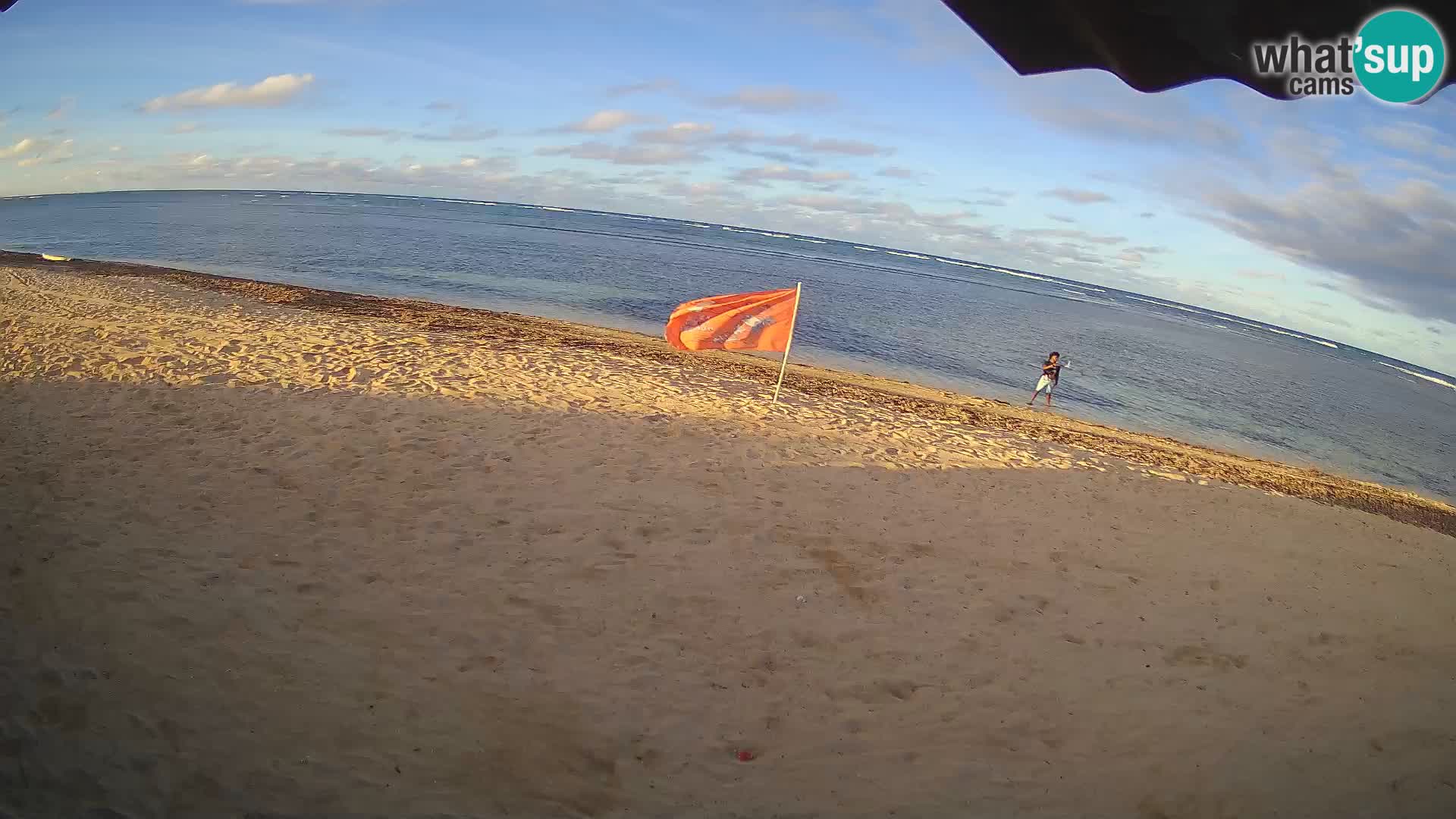 Caméra en direct de Kite Buen Hombre Kiteboarding – Plage Buen Hombre – Monte Cristi – République Dominicaine