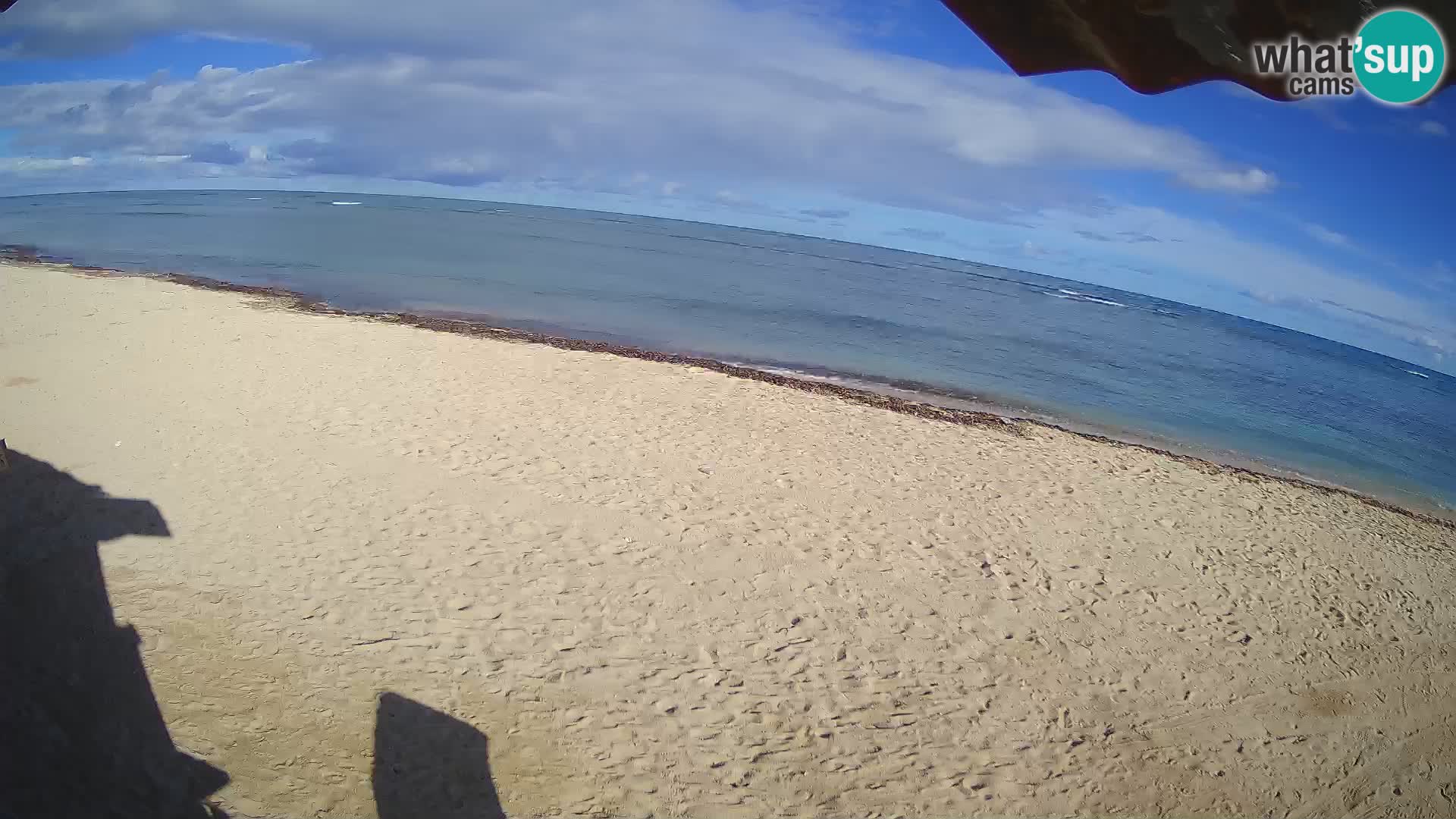 Caméra en direct de Kite Buen Hombre Kiteboarding – Plage Buen Hombre – Monte Cristi – République Dominicaine