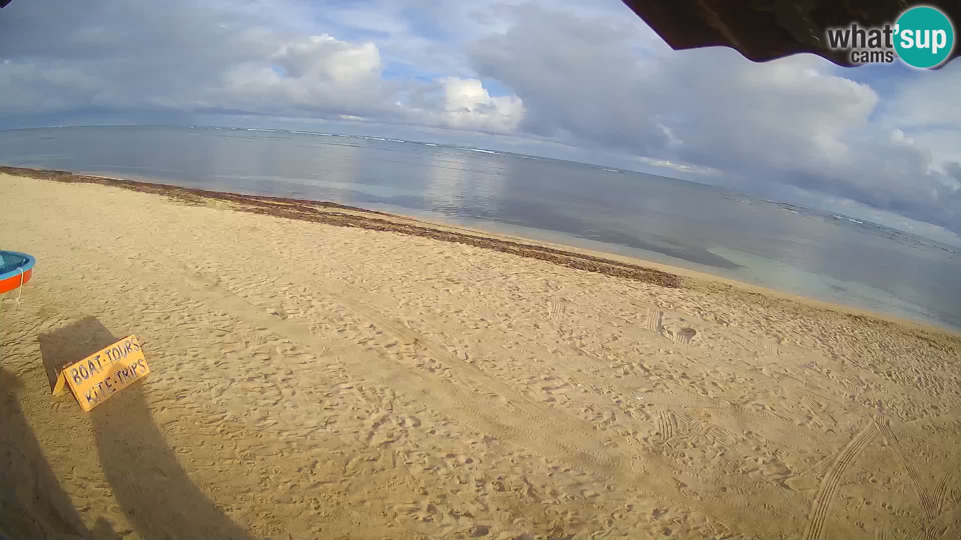 Caméra en direct de Kite Buen Hombre Kiteboarding – Plage Buen Hombre – Monte Cristi – République Dominicaine