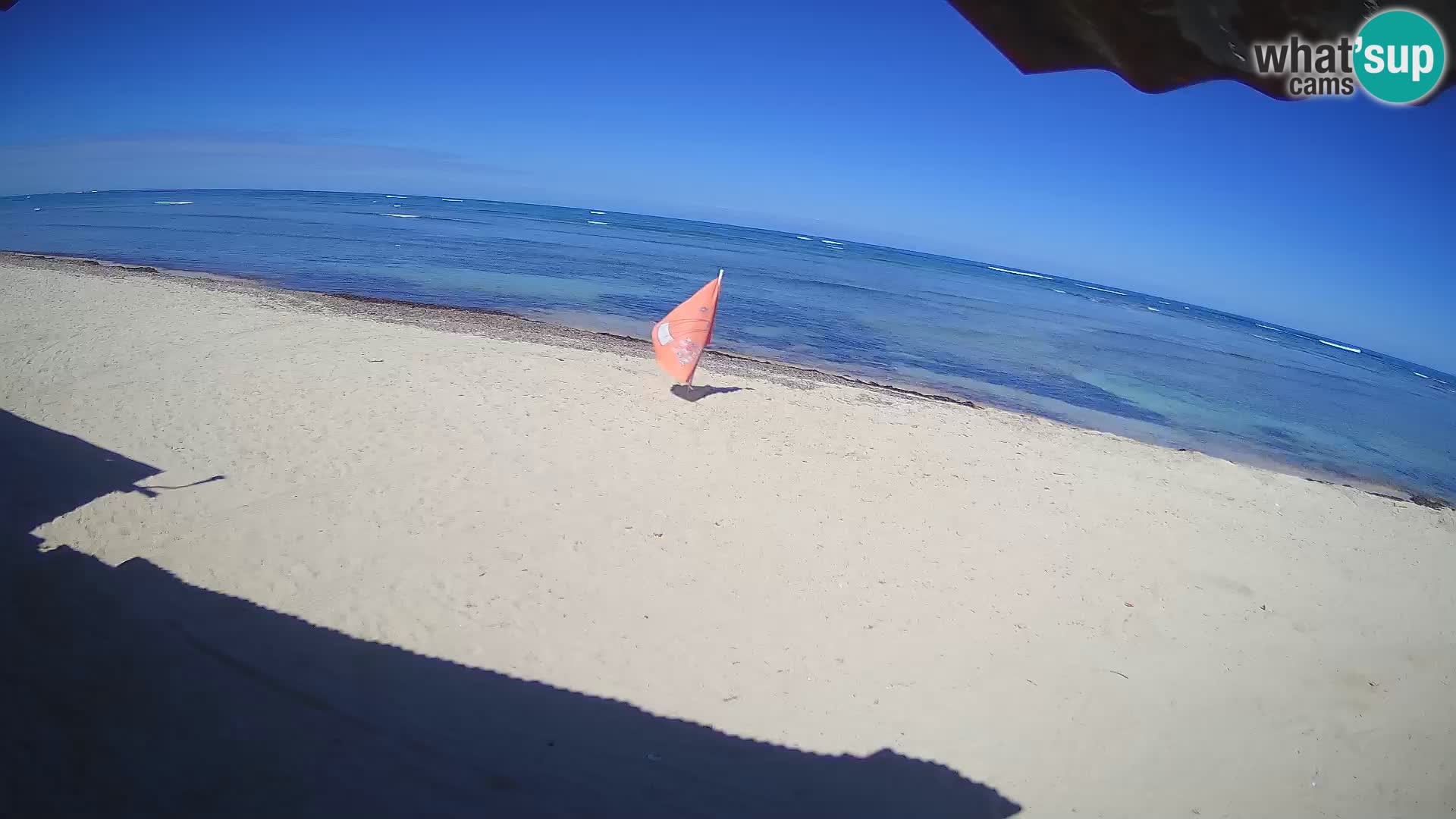 Caméra en direct de Kite Buen Hombre Kiteboarding – Plage Buen Hombre – Monte Cristi – République Dominicaine