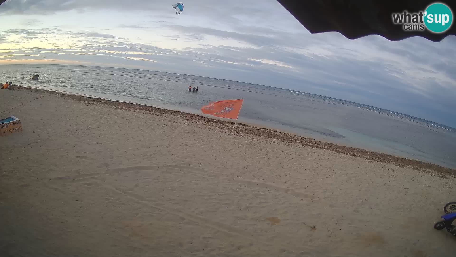 Cámara en Vivo Kite Buen Hombre Kiteboarding School – Playa Buen Hombre – Monte Cristi – República Dominicana