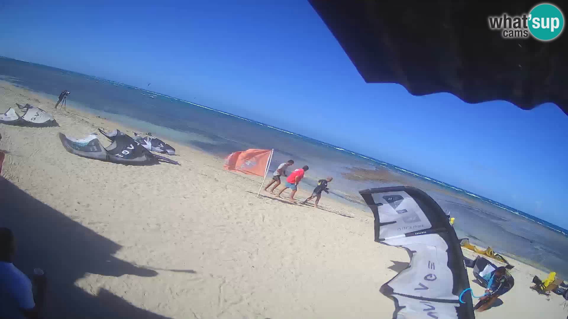 Caméra en direct de Kite Buen Hombre Kiteboarding – Plage Buen Hombre – Monte Cristi – République Dominicaine