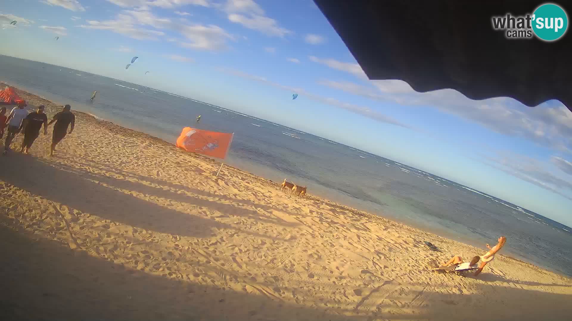 Caméra en direct de Kite Buen Hombre Kiteboarding – Plage Buen Hombre – Monte Cristi – République Dominicaine