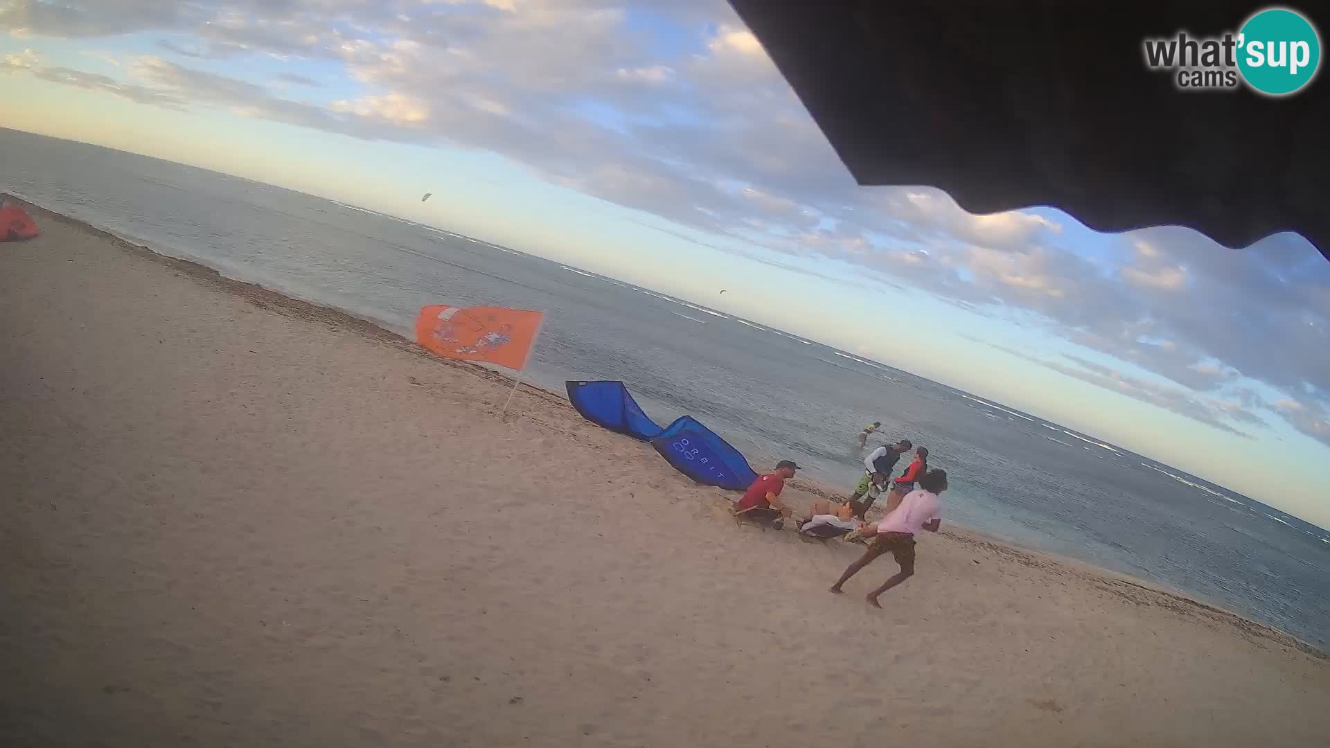 Cámara en Vivo Kite Buen Hombre Kiteboarding School – Playa Buen Hombre – Monte Cristi – República Dominicana