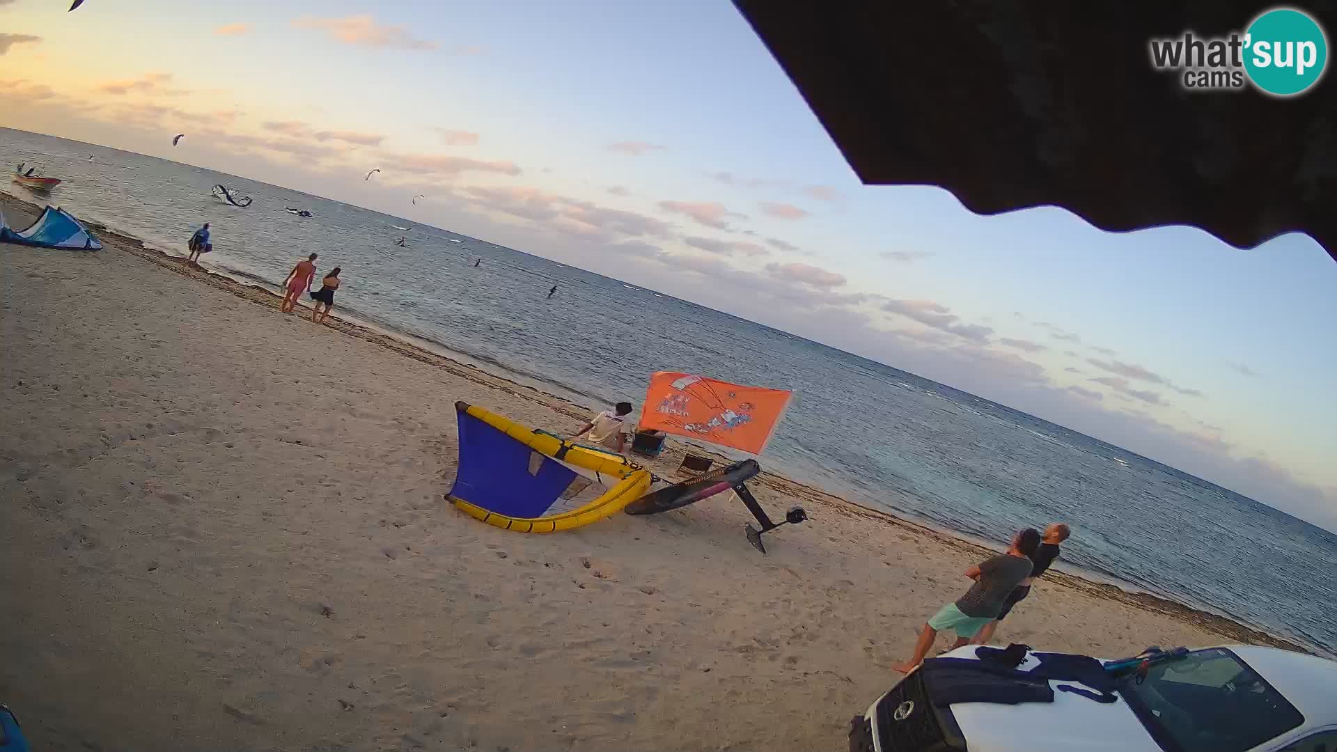 Cámara en Vivo Kite Buen Hombre Kiteboarding School – Playa Buen Hombre – Monte Cristi – República Dominicana