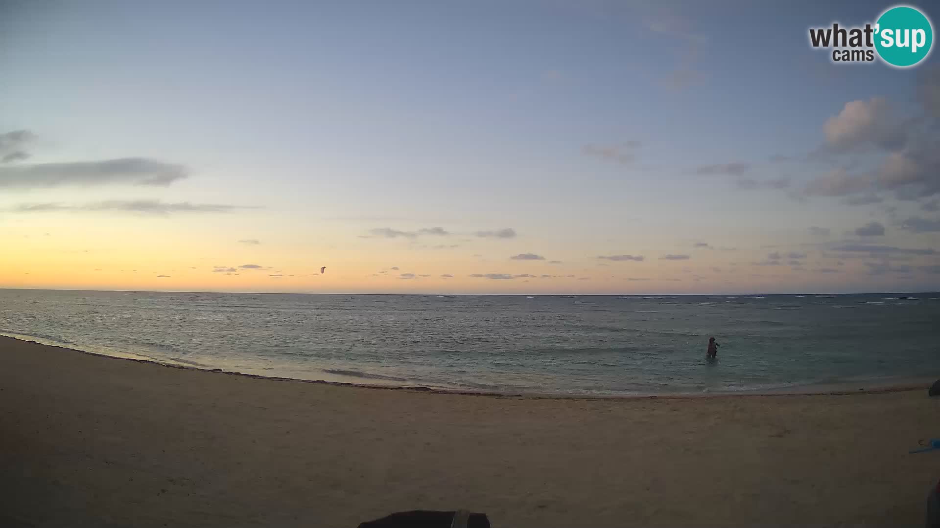 Web kamera Kite Buen Hombre Kiteboarding School – plaža Buen Hombre – Monte Cristi – Dominikanska Republika