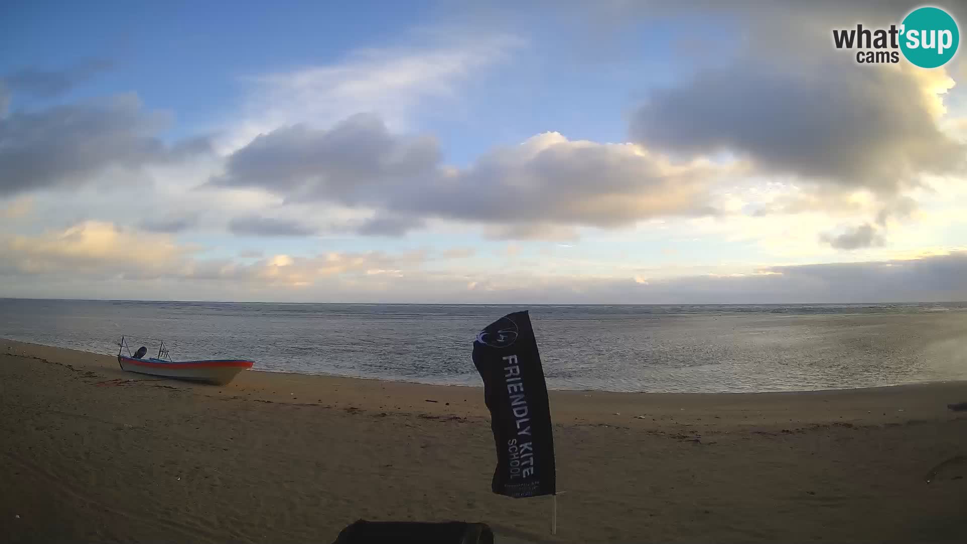 Cámara en Vivo Kite Buen Hombre Kiteboarding School – Playa Buen Hombre – Monte Cristi – República Dominicana