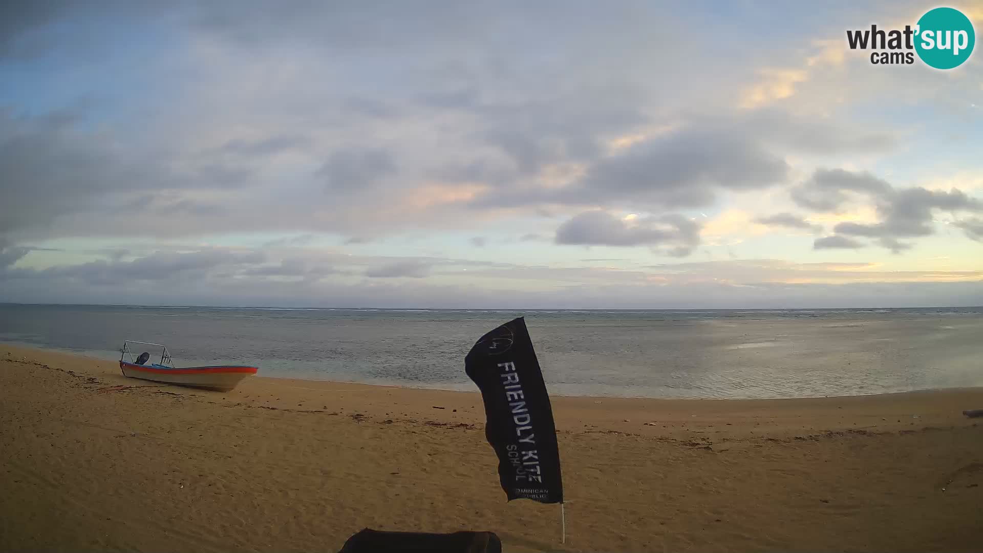 Spletna kamera Kite Buen Hombre Kiteboarding – plaža Buen Hombre – Monte Cristi – Dominikanska Republika