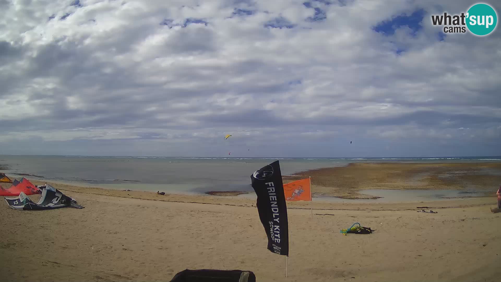 Kite Buen Hombre webcam Kiteboarding Schule – Buen Hombre Strand – Monte Cristi – Dominikanische Republik