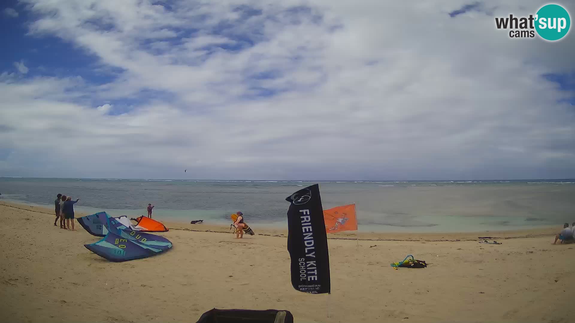 Spletna kamera Kite Buen Hombre Kiteboarding – plaža Buen Hombre – Monte Cristi – Dominikanska Republika
