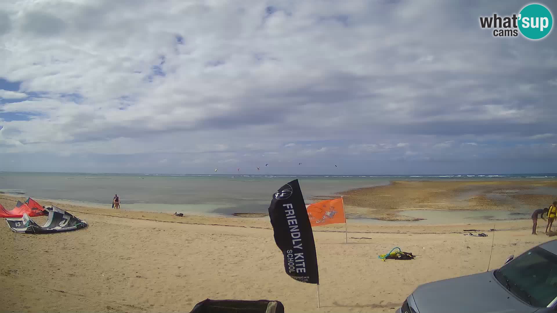 Web kamera Kite Buen Hombre Kiteboarding School – plaža Buen Hombre – Monte Cristi – Dominikanska Republika