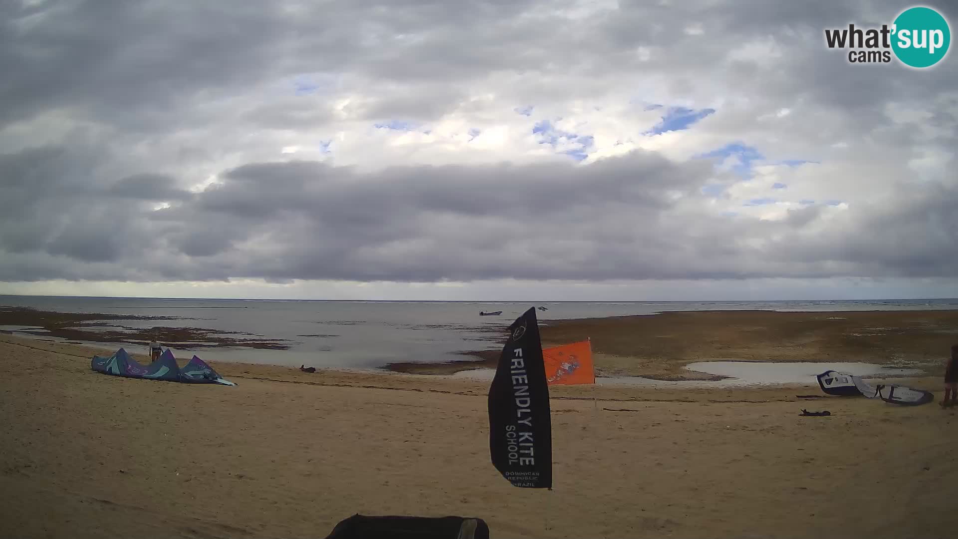 Webcam KITE BUEN HOMBRE KITEBOARDING SCHOOL – Buen Hombre Beach – Monte Cristi – Dominican Republic
