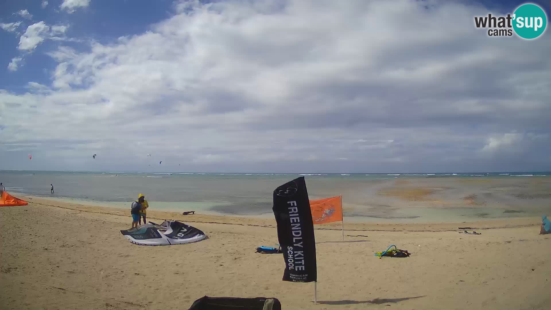 Cámara en Vivo Kite Buen Hombre Kiteboarding School – Playa Buen Hombre – Monte Cristi – República Dominicana