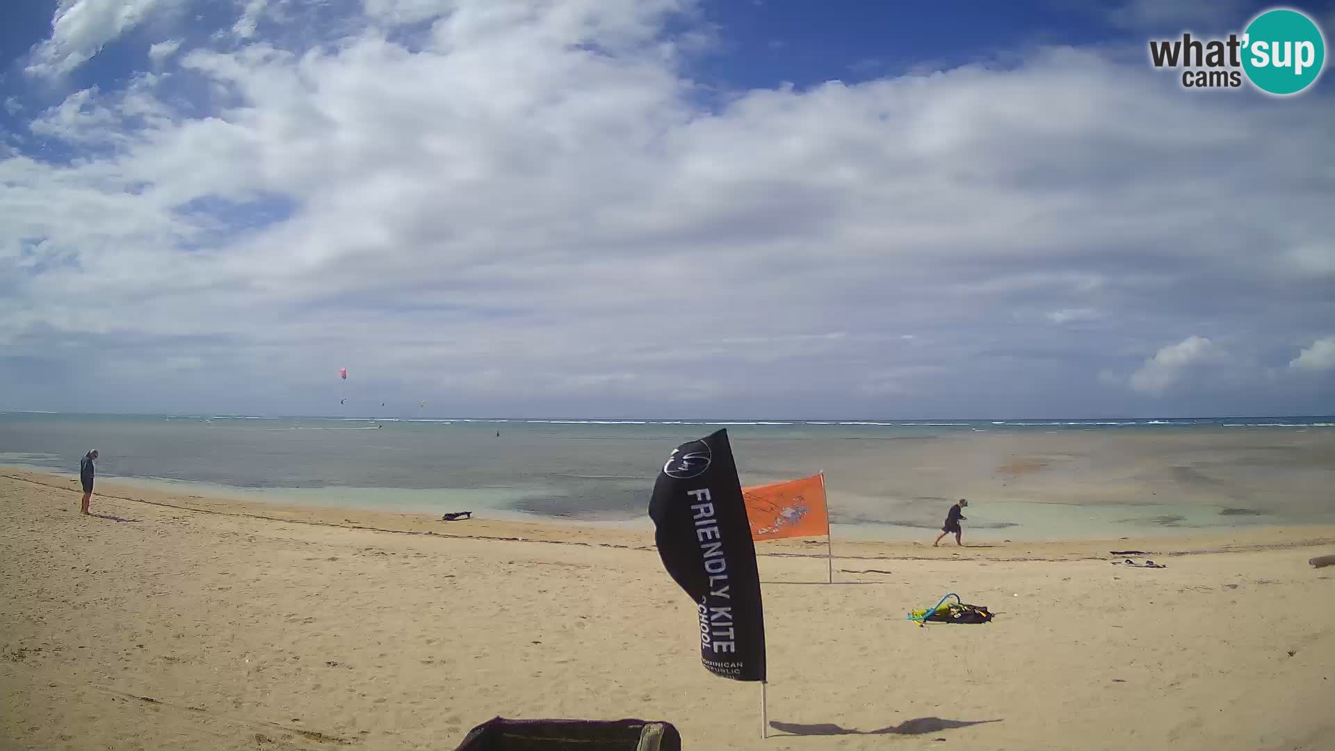 Cámara en Vivo Kite Buen Hombre Kiteboarding School – Playa Buen Hombre – Monte Cristi – República Dominicana