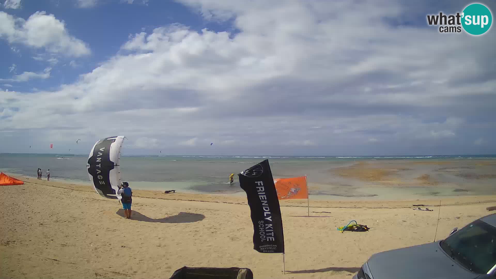 Web kamera Kite Buen Hombre Kiteboarding School – plaža Buen Hombre – Monte Cristi – Dominikanska Republika