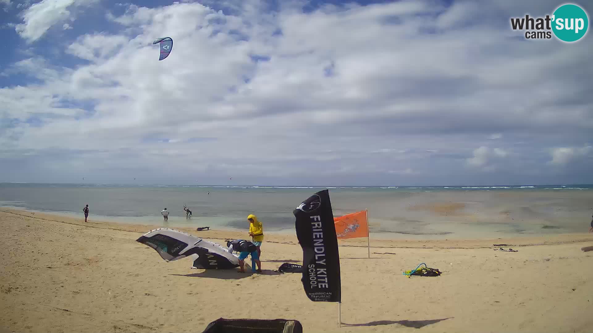 Cámara en Vivo Kite Buen Hombre Kiteboarding School – Playa Buen Hombre – Monte Cristi – República Dominicana