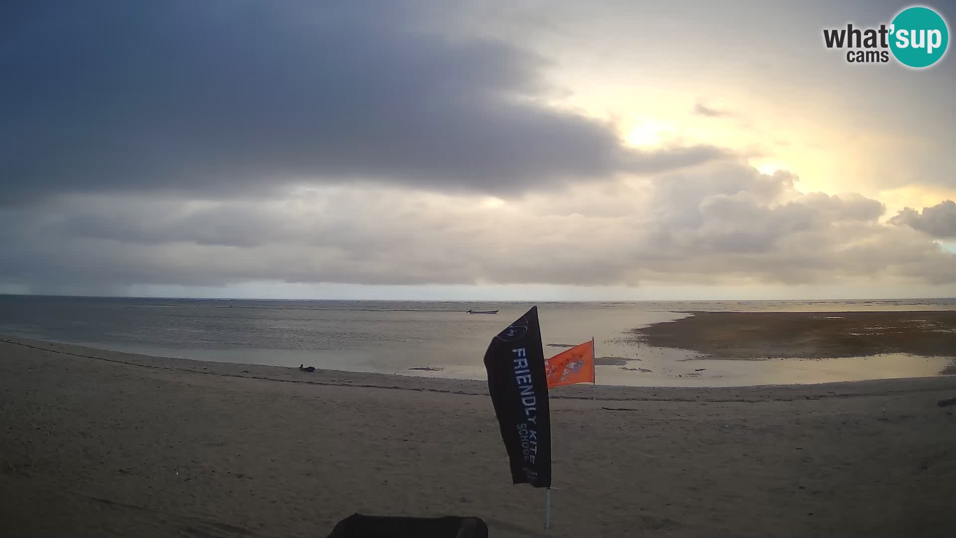 Cámara en Vivo Kite Buen Hombre Kiteboarding School – Playa Buen Hombre – Monte Cristi – República Dominicana