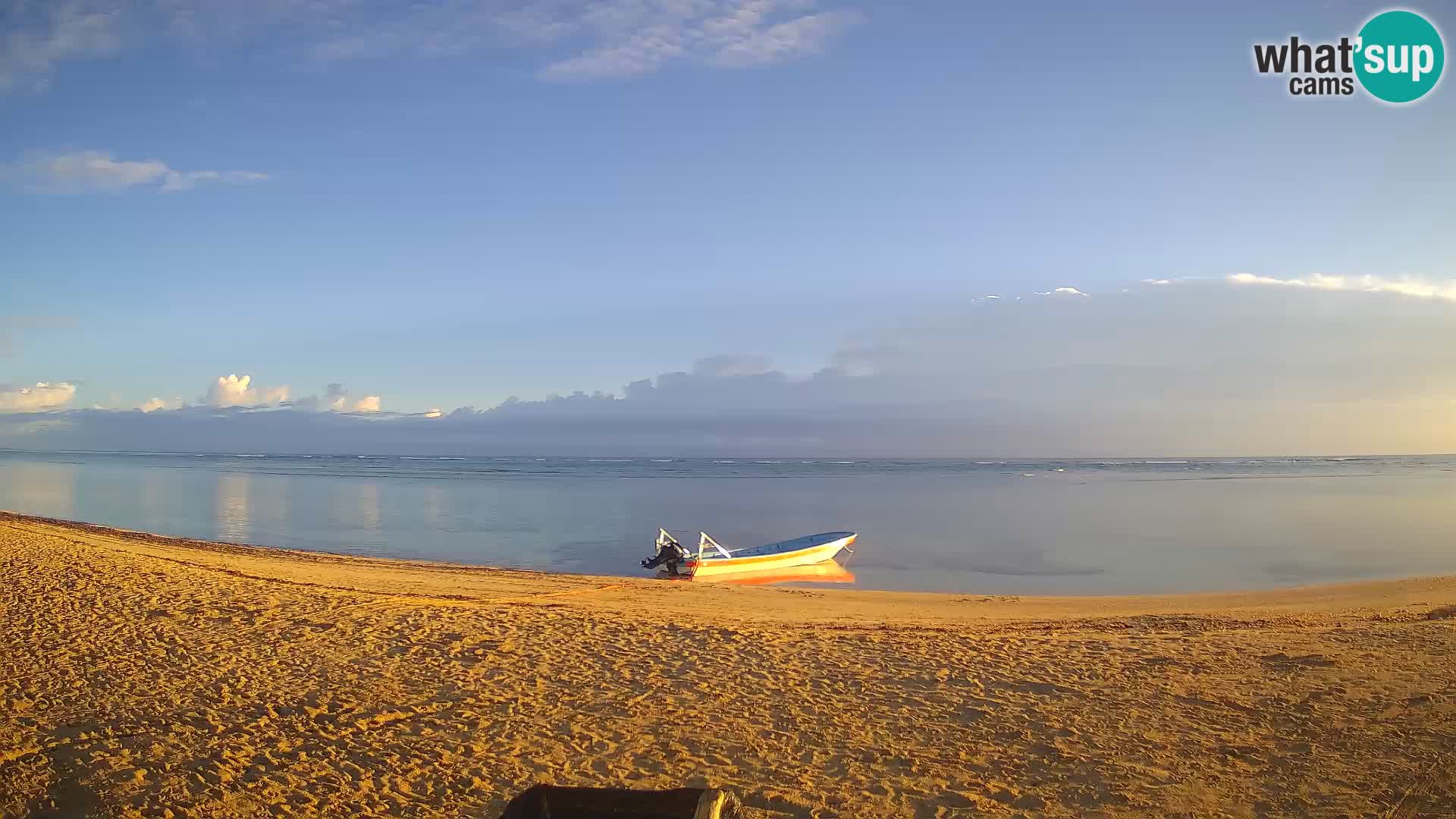 Web kamera Kite Buen Hombre Kiteboarding School – plaža Buen Hombre – Monte Cristi – Dominikanska Republika