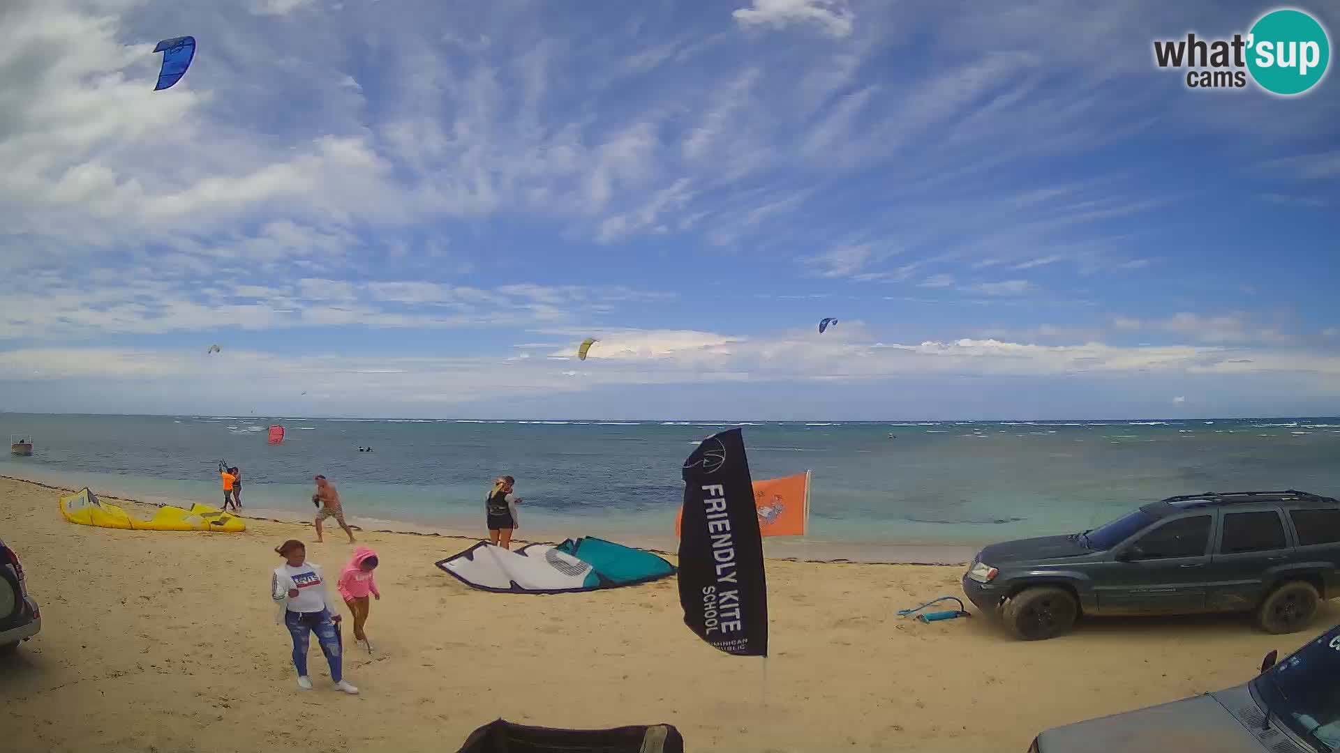 Caméra en direct de Kite Buen Hombre Kiteboarding – Plage Buen Hombre – Monte Cristi – République Dominicaine