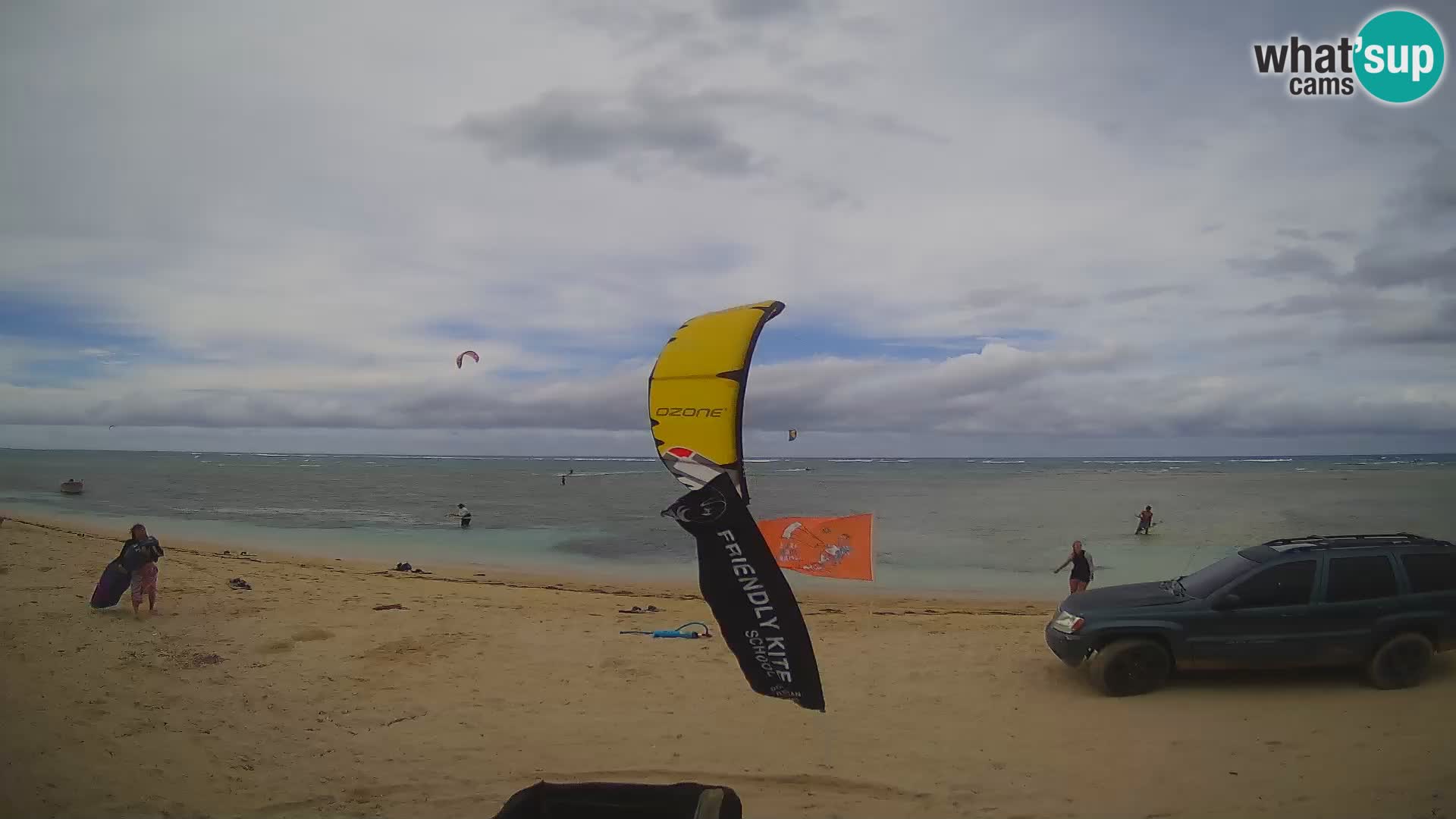 Spletna kamera Kite Buen Hombre Kiteboarding – plaža Buen Hombre – Monte Cristi – Dominikanska Republika