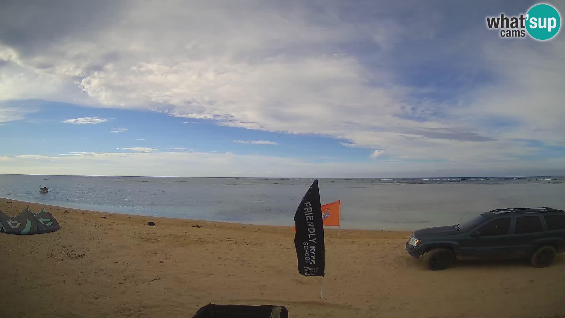 Web kamera Kite Buen Hombre Kiteboarding School – plaža Buen Hombre – Monte Cristi – Dominikanska Republika