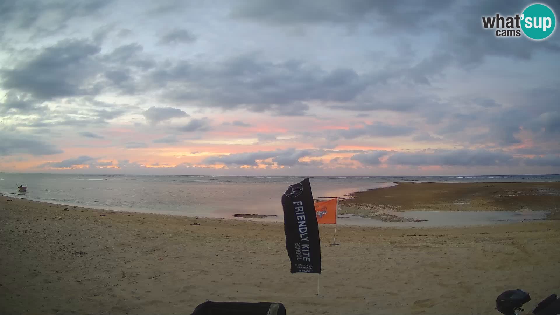 Kite Buen Hombre webcam Kiteboarding Schule – Buen Hombre Strand – Monte Cristi – Dominikanische Republik