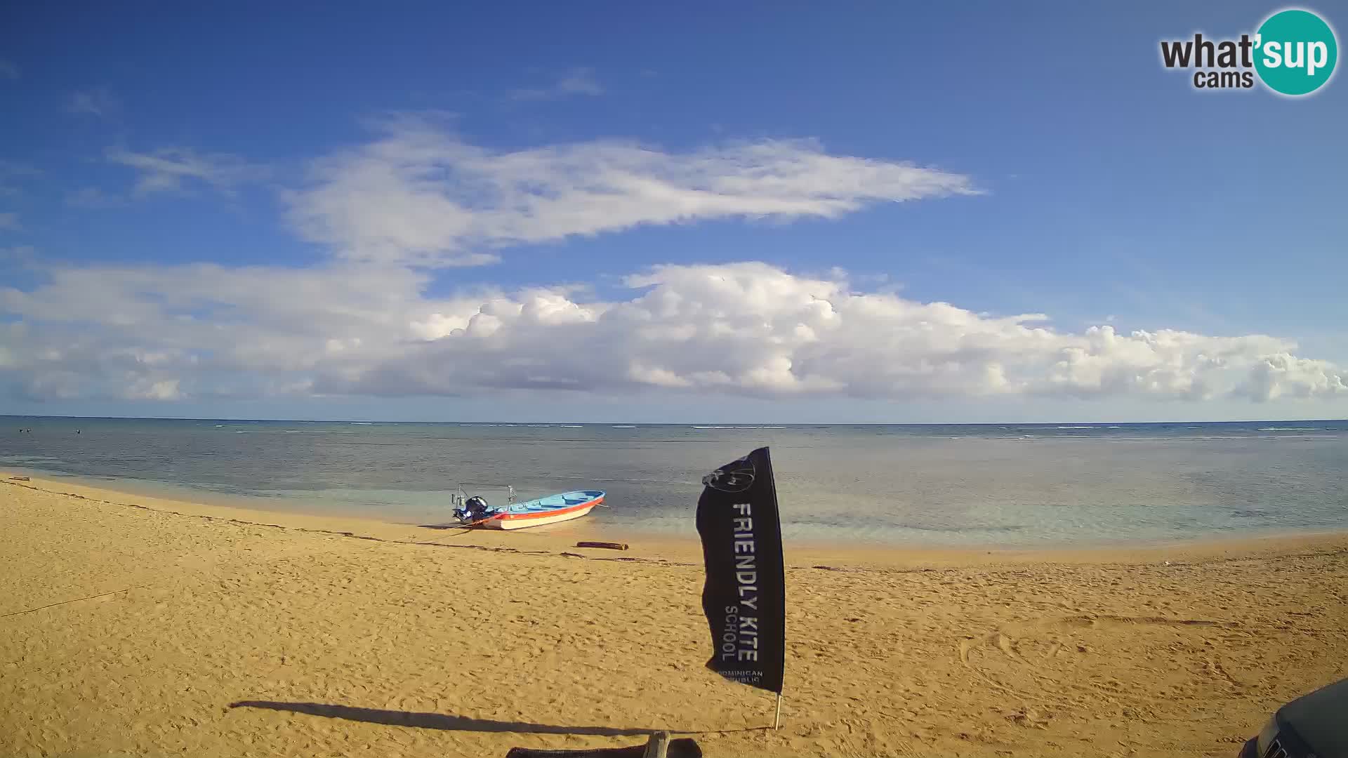 Caméra en direct de Kite Buen Hombre Kiteboarding – Plage Buen Hombre – Monte Cristi – République Dominicaine