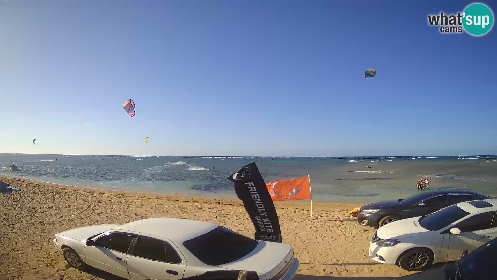 Caméra en direct de Kite Buen Hombre Kiteboarding – Plage Buen Hombre – Monte Cristi – République Dominicaine