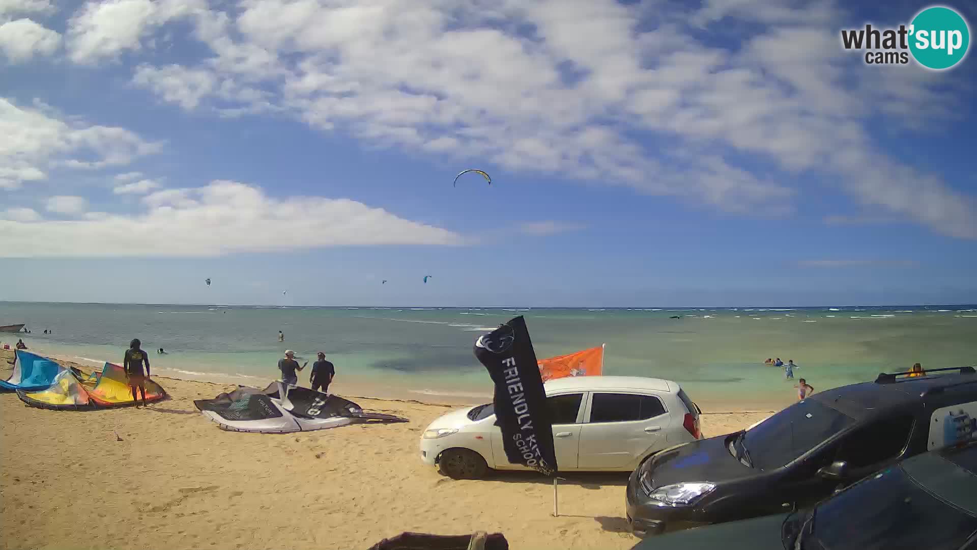 Web kamera Kite Buen Hombre Kiteboarding School – plaža Buen Hombre – Monte Cristi – Dominikanska Republika