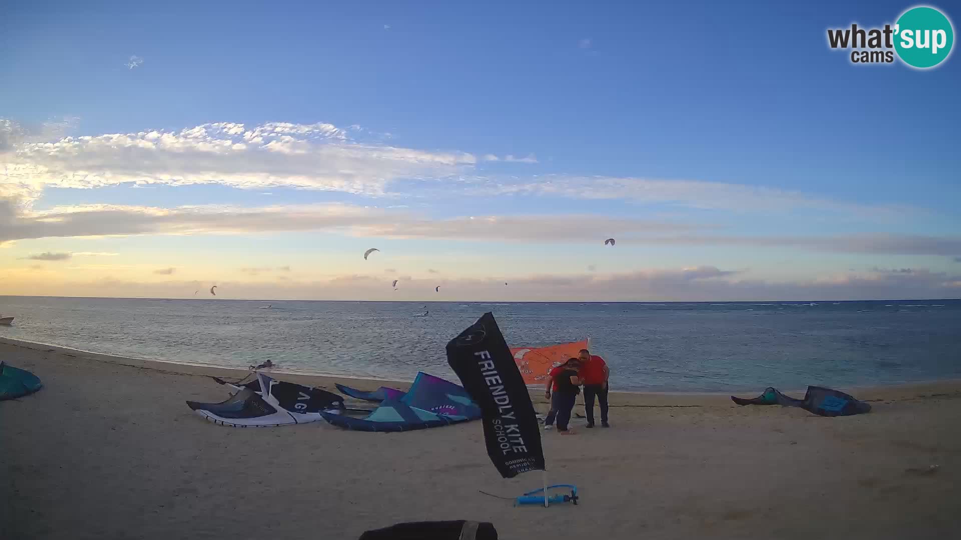 Spletna kamera Kite Buen Hombre Kiteboarding – plaža Buen Hombre – Monte Cristi – Dominikanska Republika