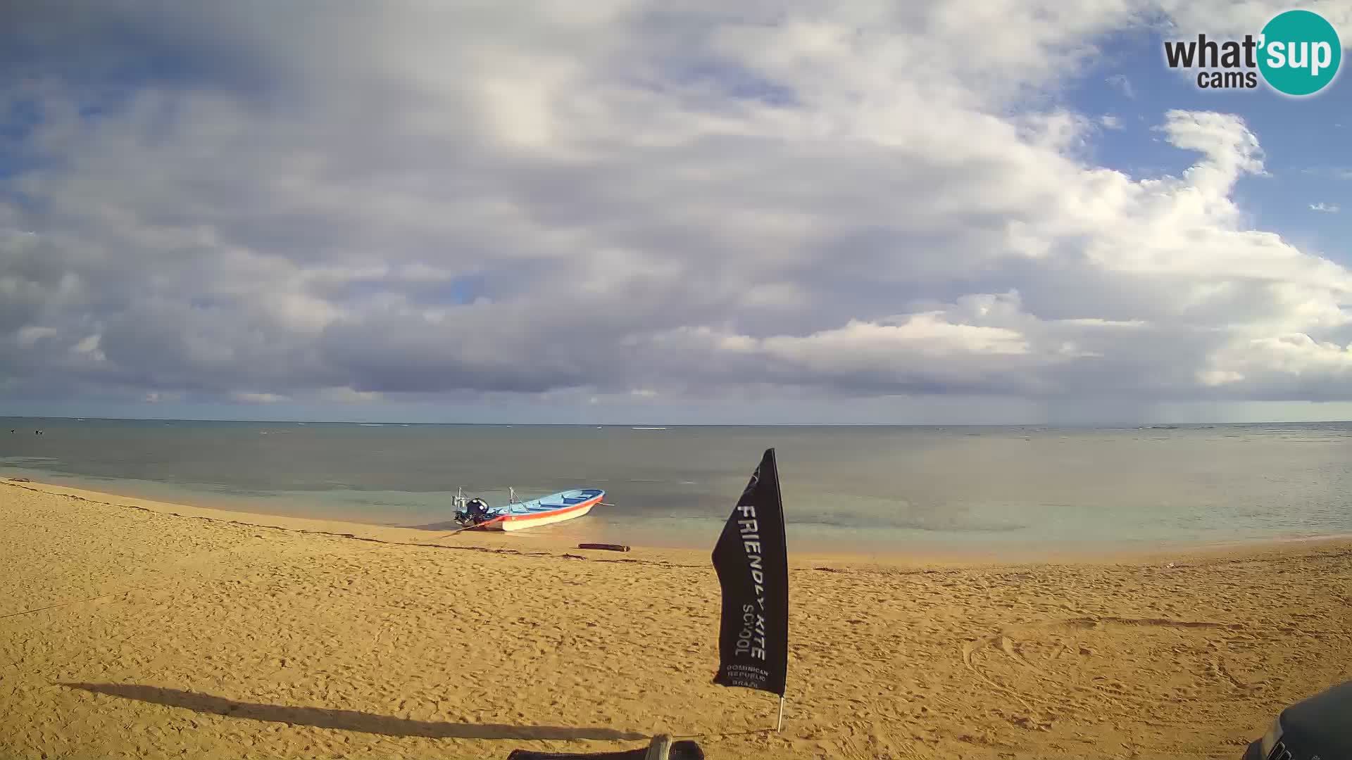 Spletna kamera Kite Buen Hombre Kiteboarding – plaža Buen Hombre – Monte Cristi – Dominikanska Republika