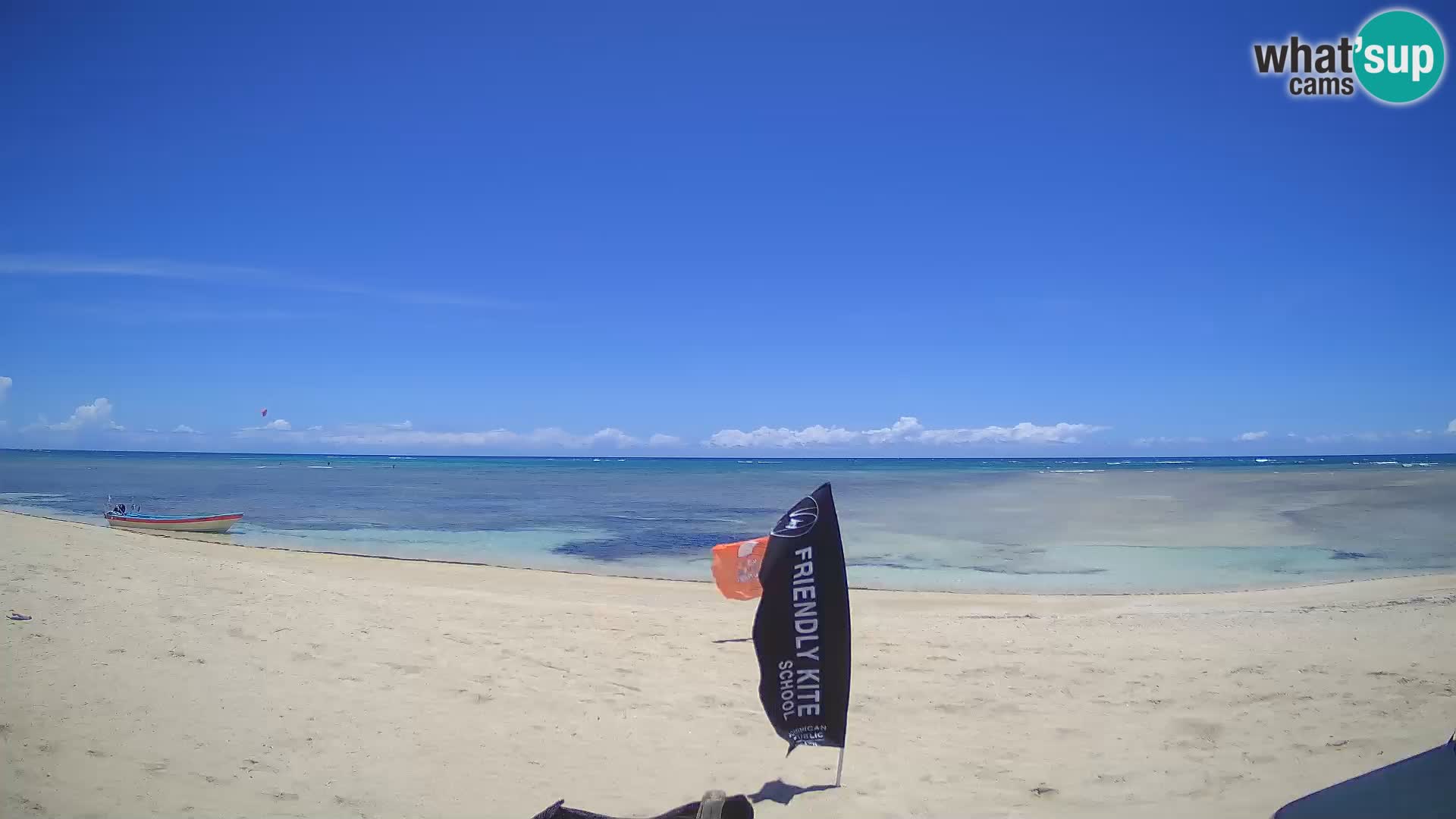Caméra en direct de Kite Buen Hombre Kiteboarding – Plage Buen Hombre – Monte Cristi – République Dominicaine