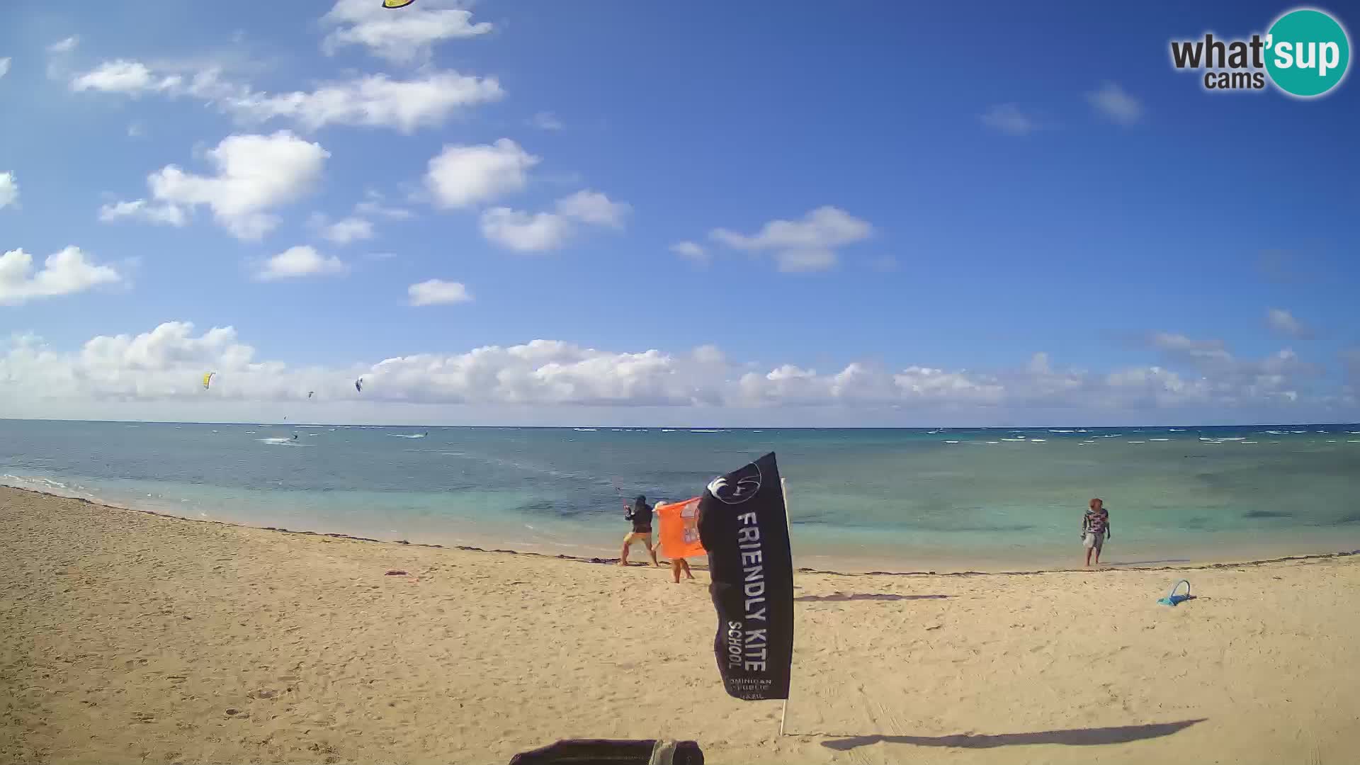 Web kamera Kite Buen Hombre Kiteboarding School – plaža Buen Hombre – Monte Cristi – Dominikanska Republika