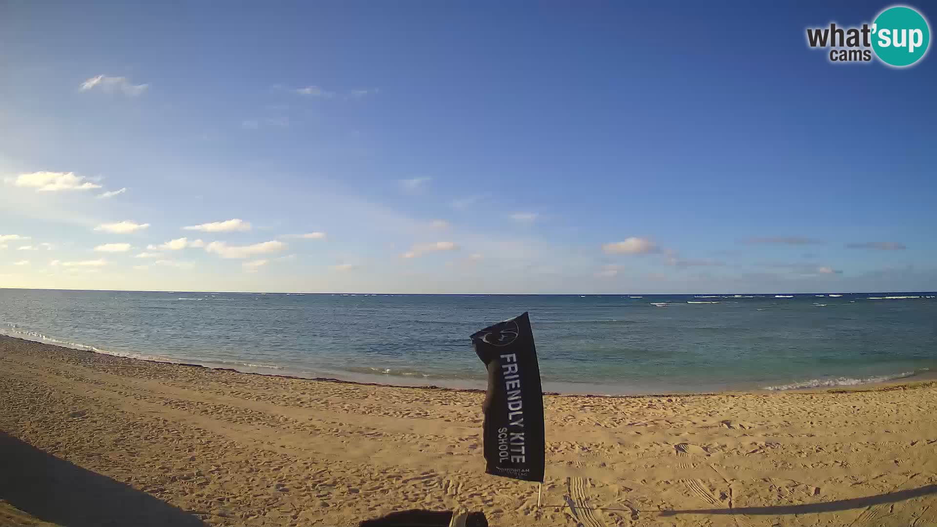 Web kamera Kite Buen Hombre Kiteboarding School – plaža Buen Hombre – Monte Cristi – Dominikanska Republika