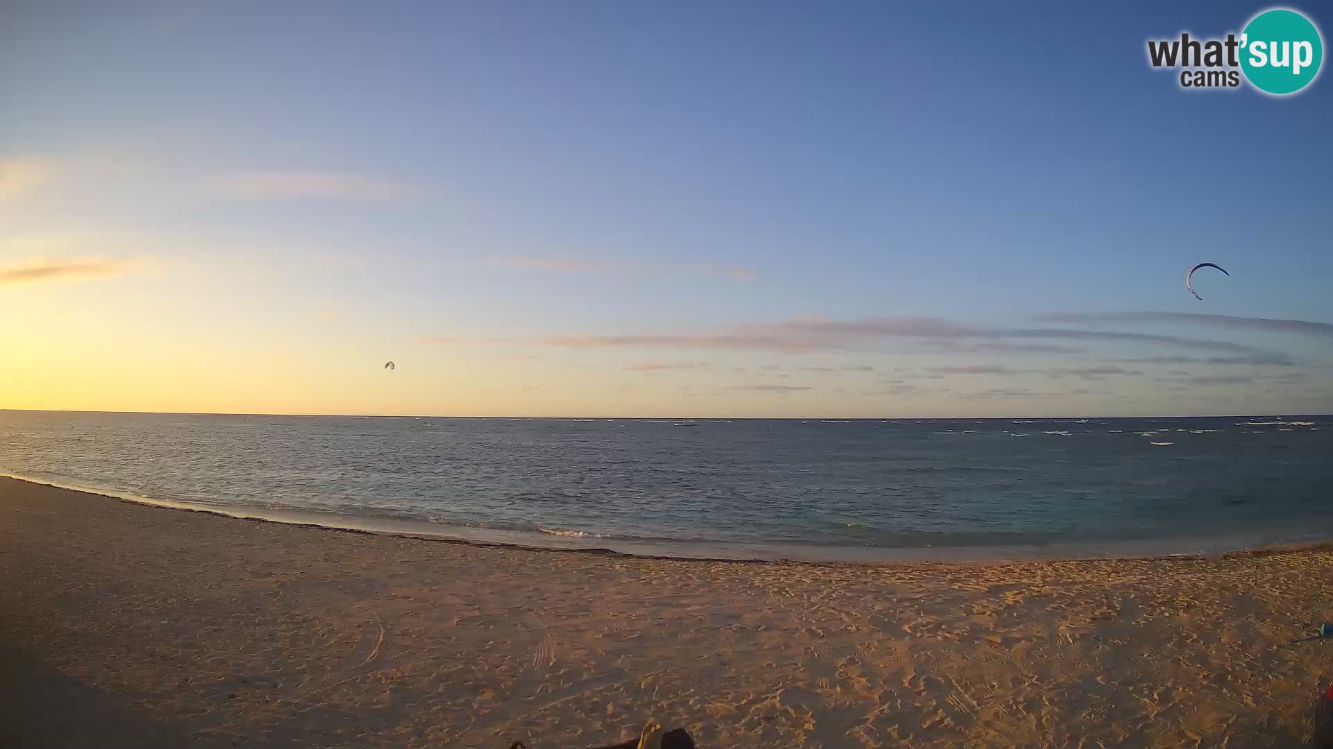 Cámara en Vivo Kite Buen Hombre Kiteboarding School – Playa Buen Hombre – Monte Cristi – República Dominicana