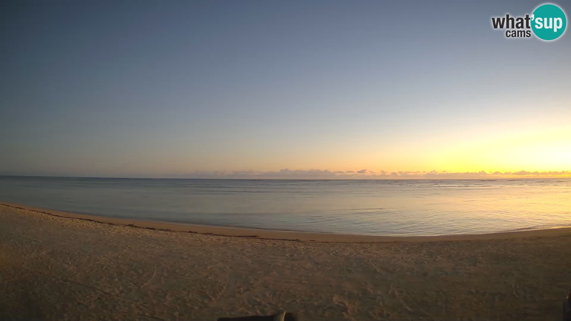 Caméra en direct de Kite Buen Hombre Kiteboarding – Plage Buen Hombre – Monte Cristi – République Dominicaine