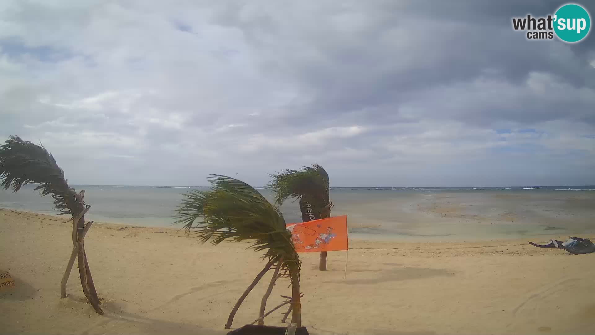 Spletna kamera Kite Buen Hombre Kiteboarding – plaža Buen Hombre – Monte Cristi – Dominikanska Republika