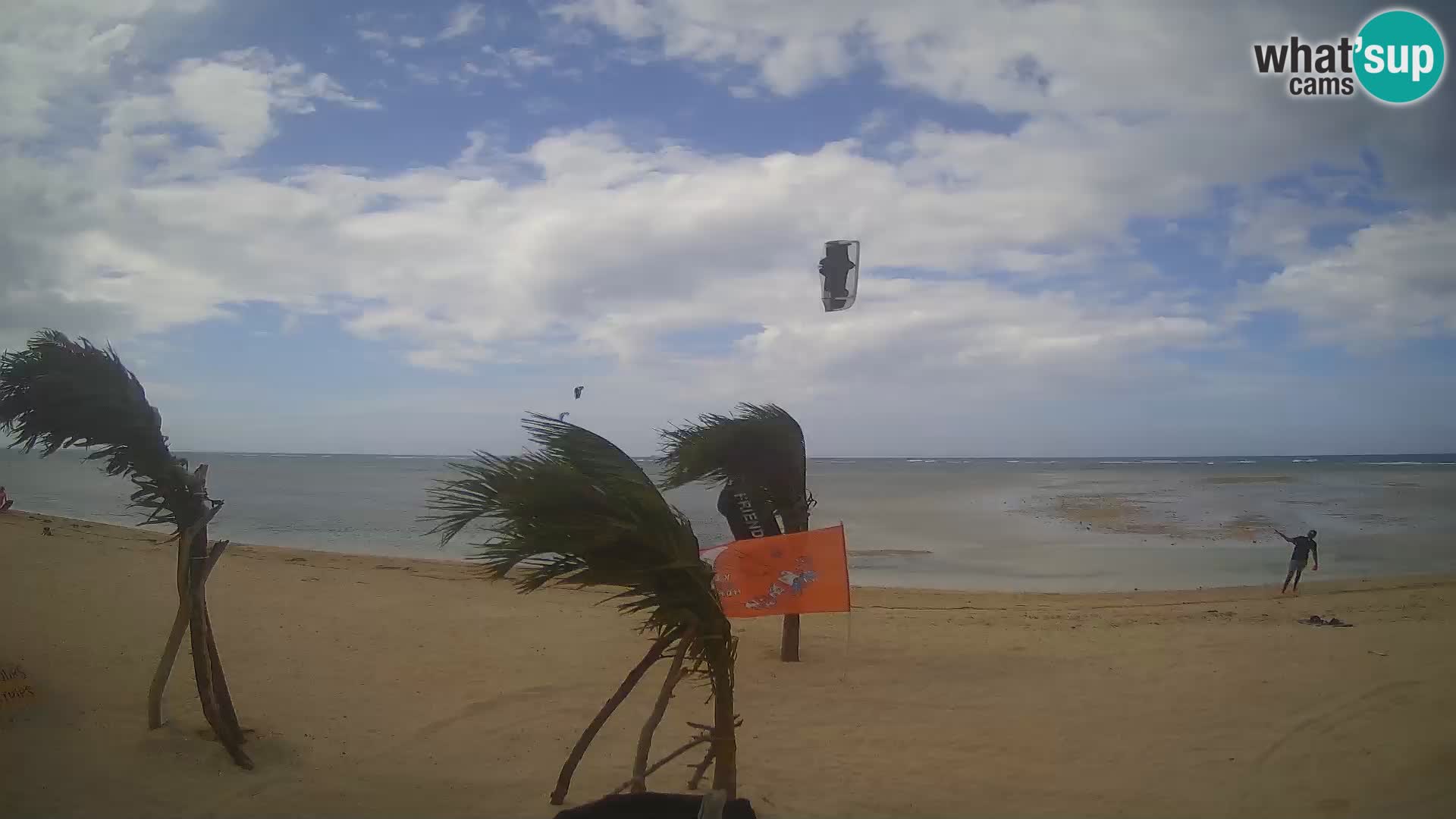 Spletna kamera Kite Buen Hombre Kiteboarding – plaža Buen Hombre – Monte Cristi – Dominikanska Republika