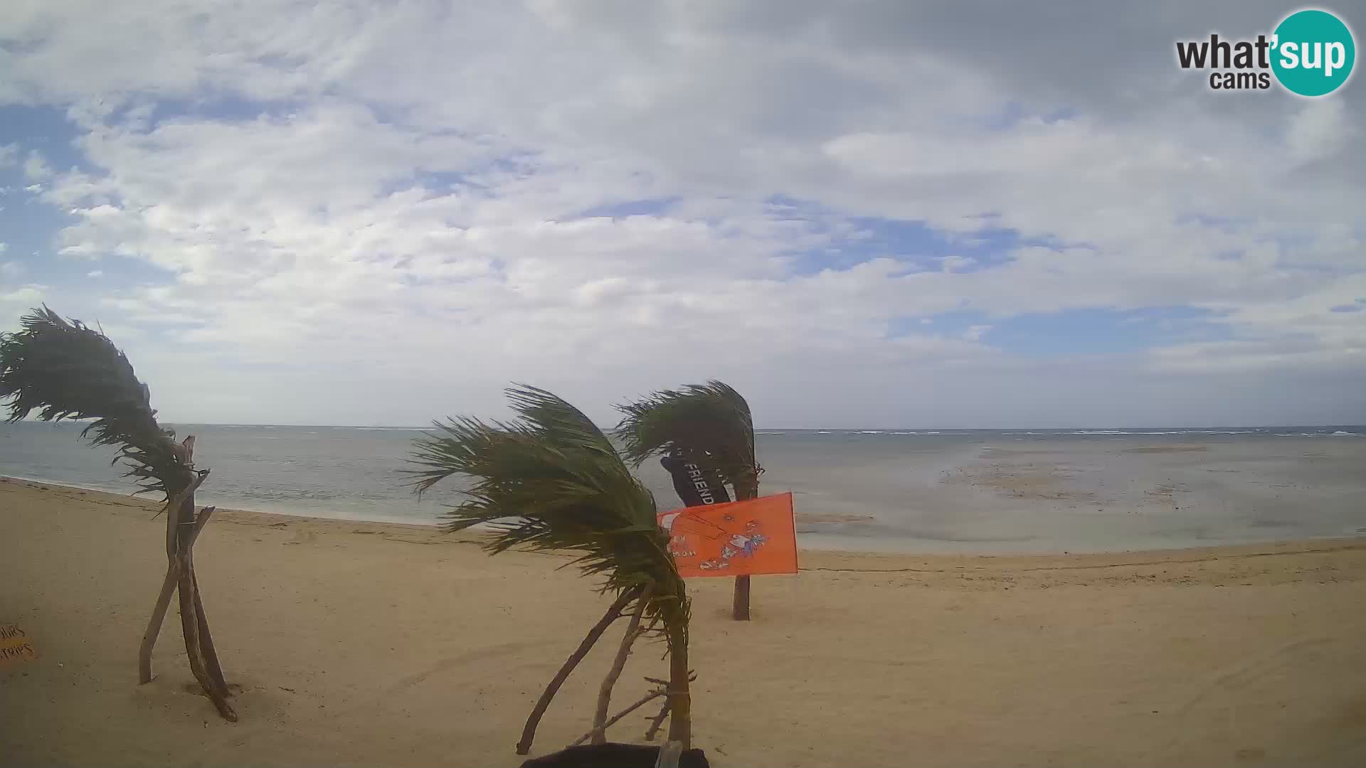 Cámara en Vivo Kite Buen Hombre Kiteboarding School – Playa Buen Hombre – Monte Cristi – República Dominicana