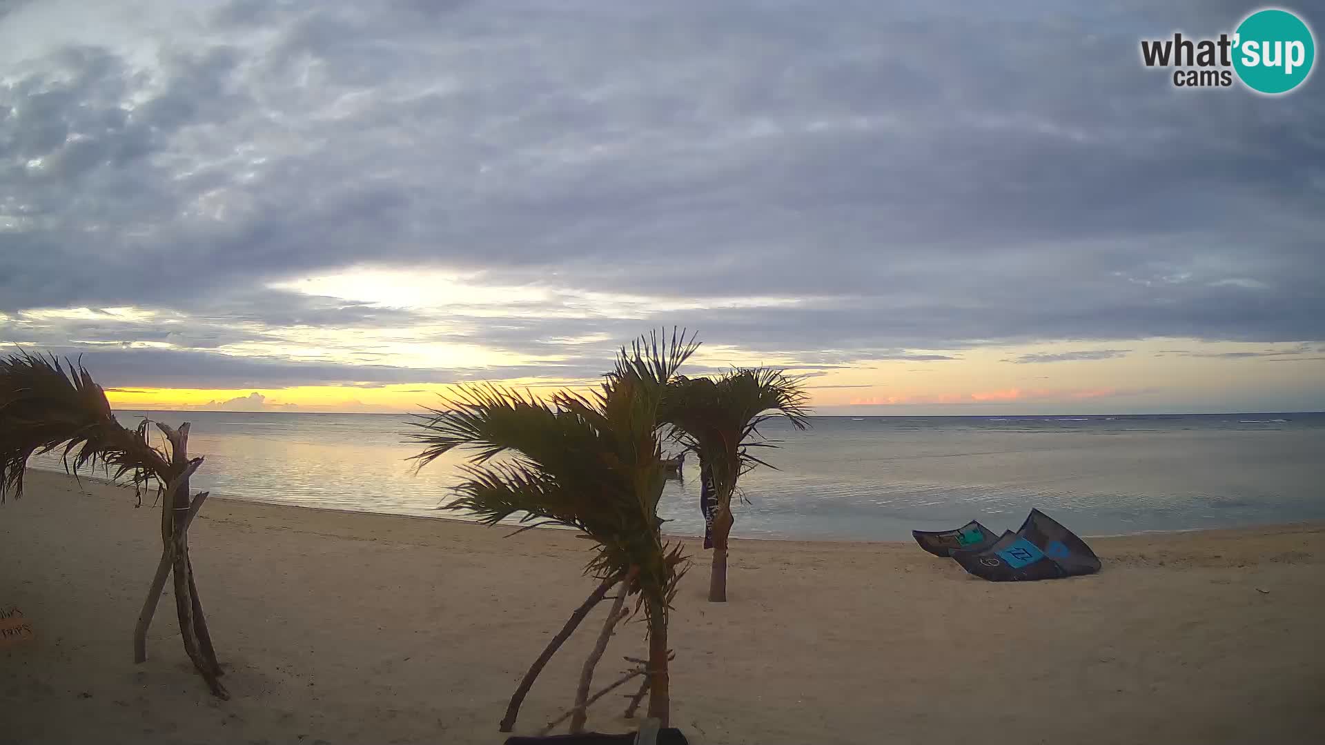 Kite Buen Hombre webcam Kiteboarding Schule – Buen Hombre Strand – Monte Cristi – Dominikanische Republik
