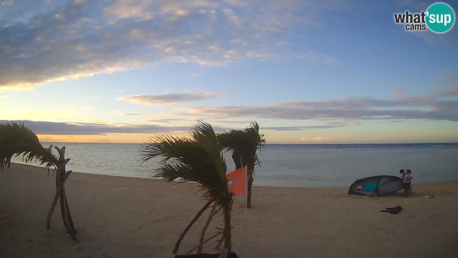 Web kamera Kite Buen Hombre Kiteboarding School – plaža Buen Hombre – Monte Cristi – Dominikanska Republika