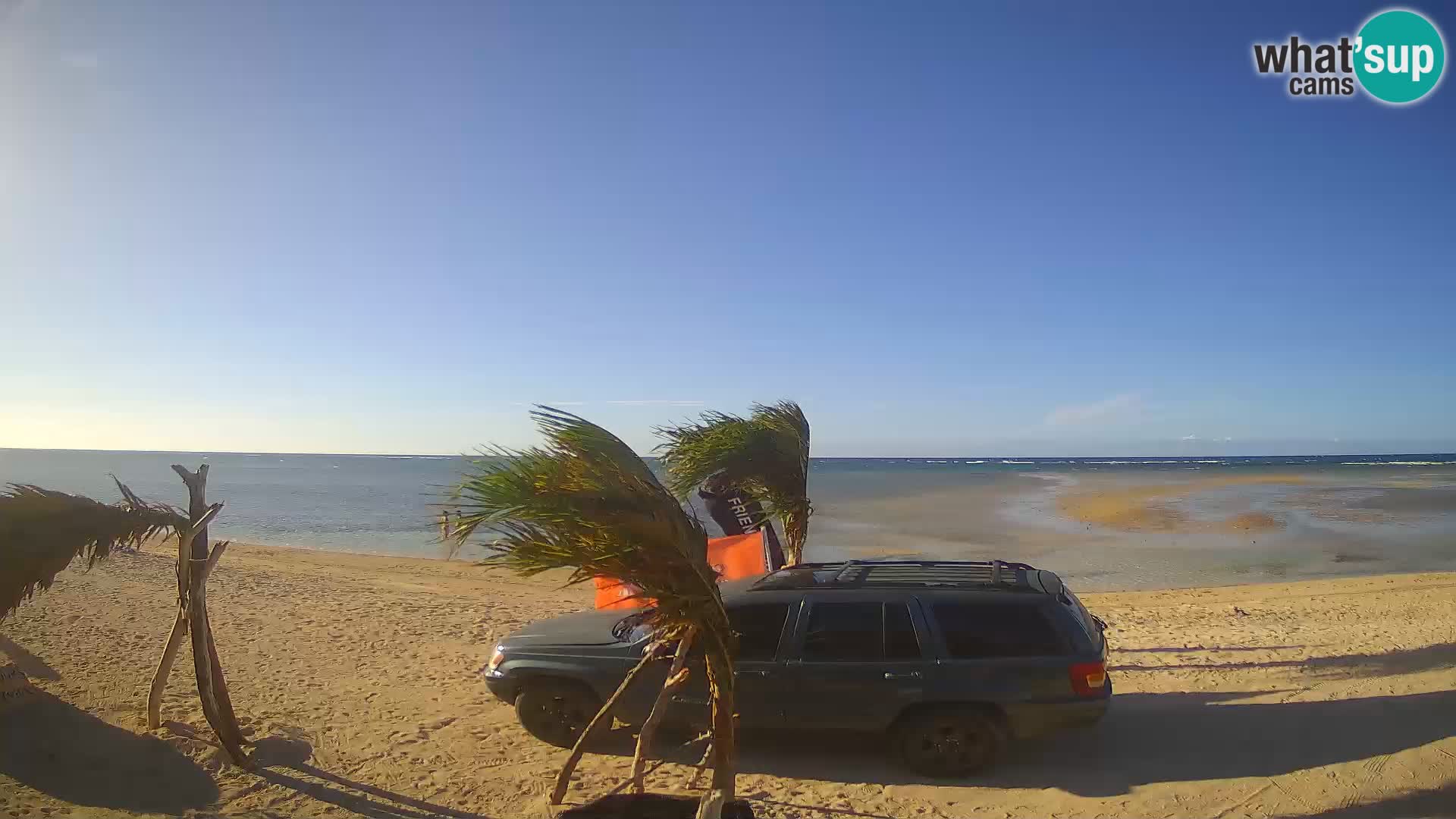Web kamera Kite Buen Hombre Kiteboarding School – plaža Buen Hombre – Monte Cristi – Dominikanska Republika