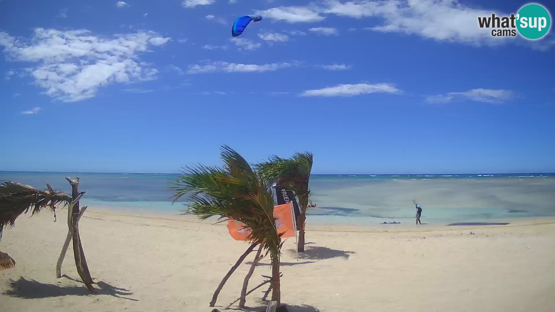 Web kamera Kite Buen Hombre Kiteboarding School – plaža Buen Hombre – Monte Cristi – Dominikanska Republika