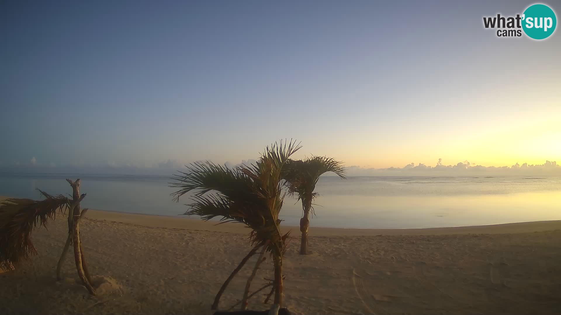 Cámara en Vivo Kite Buen Hombre Kiteboarding School – Playa Buen Hombre – Monte Cristi – República Dominicana